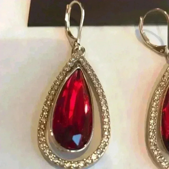 Anne Klein new Brand New Dangle Stone Earr… - Picture 6 of 6